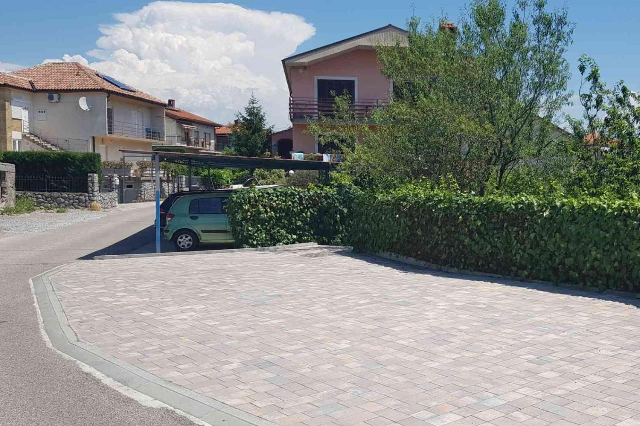 Apartments Marinici Rijeka - With Private Parking Exterior foto